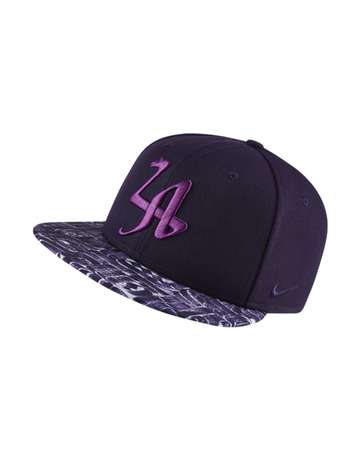 Kobe Mamba Legend True Snapback Hat (524/purpura/negro/blanco)