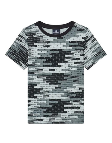Añadir a la cesta Champion Kids Legacy AOP Scrip Logo Crewneck T-Shirt Champion Kids Legacy AOP Scrip Logo Crewneck T-Shirt
