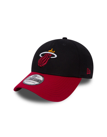 New Era Black Base Miami Heat 39THIRTY
