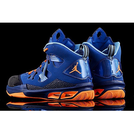 Jordan Melo M9 "NYC" (409/azul/naranja)