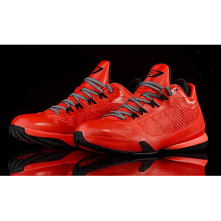 Jordan CP3.VIII "Red " (605/rojo/amarillo tour/negro)