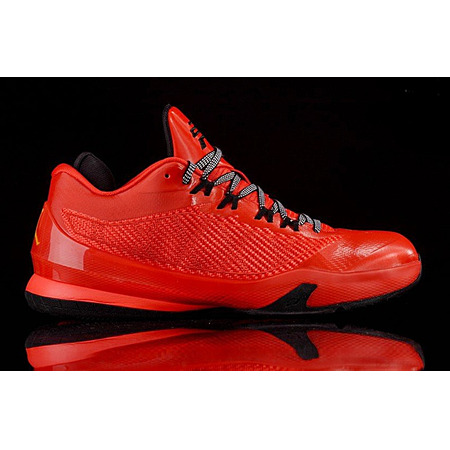 Jordan CP3.VIII "Red " (605/rojo/amarillo tour/negro)