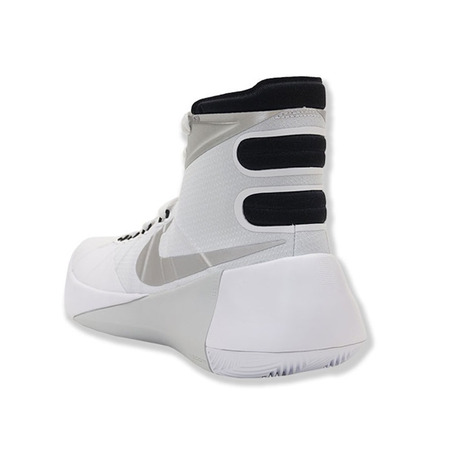 Wmns Nike Hyperdunk 2015 TB "Woman" (100/white/metalic silver/black)