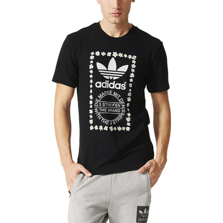 Adidas Originals Camiseta Graphic Daisy Flowers By Pharrell Williams