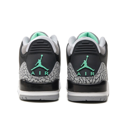 Air Jordan 3 Retro "Green Glow"
