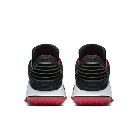Air Jordan XXXII Low "Bred"