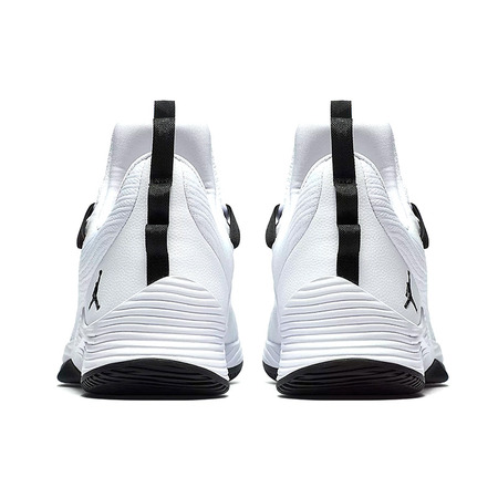 Jordan Ultra  Fly 2 "Jager" (100)