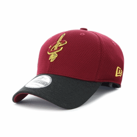 New Era Shadow Tech Cleveland Cavaliers 39THIRTY