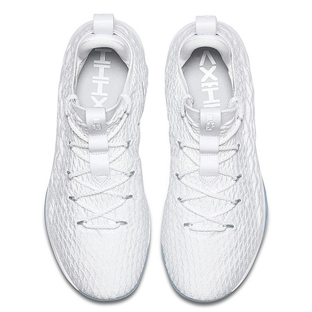 Nike LeBron XV Low "Snowfall" (100) + Cupón de 12€