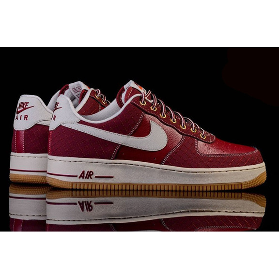 Air Force 1 Low "Team Red" (625/team red/light brown)