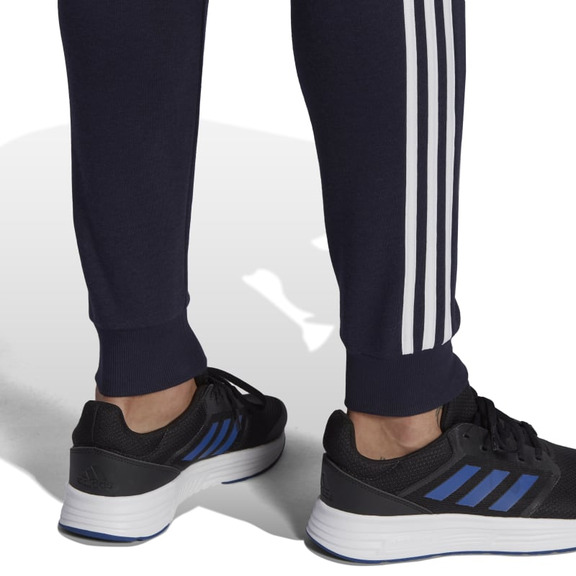 Adidas Essentials Fleece Fitted 3-Stripes Joggers