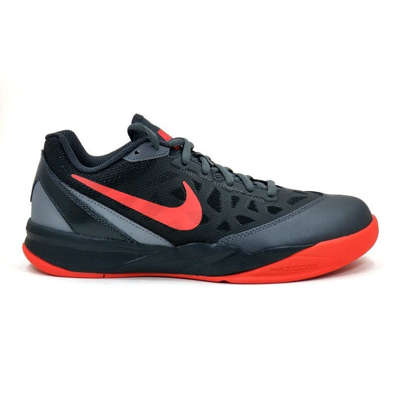 nike zoom attero 2