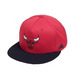 Adidas Gorra NBA 3S Bulls (rojo/negro)