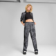 Puma T7 LEO LUXE AOP Straight Pants op "Black"