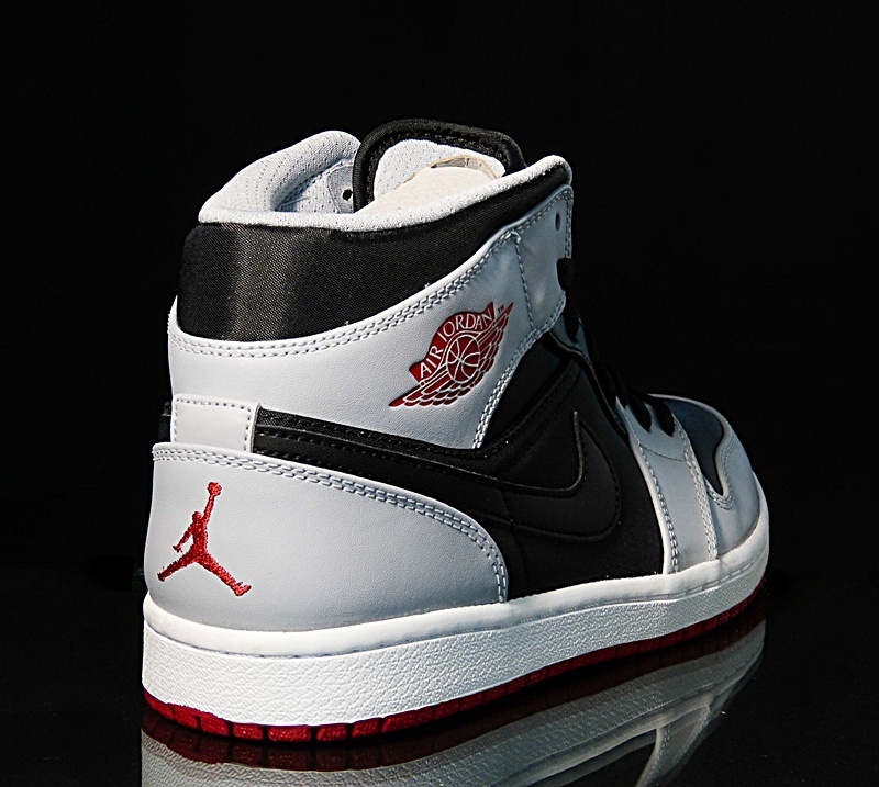 Jordan negro sales con gris