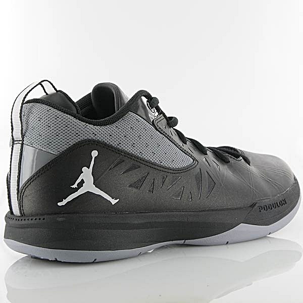 Jordan Chris Paul 3 V 003 negro blanco steal