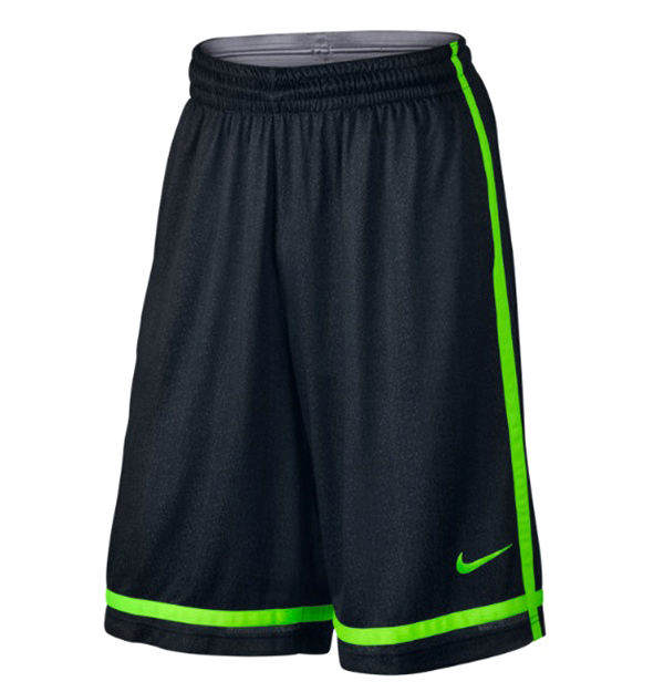 Kobe Survives Short \