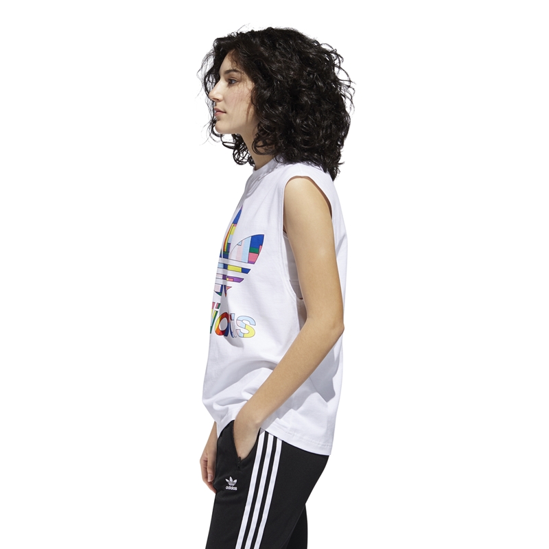 Adidas pride best sale flag fill tee