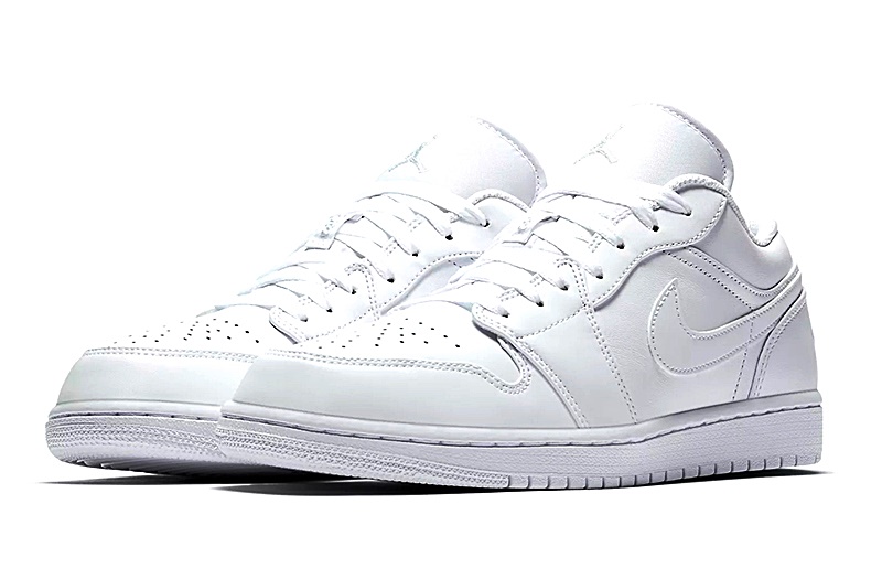 Air Jordan 1 Low \