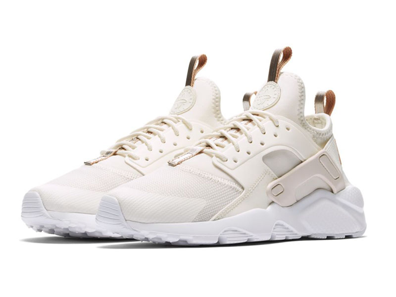 nike huarache bronze