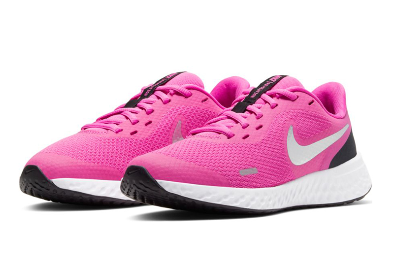 Nike Revolution 5 \